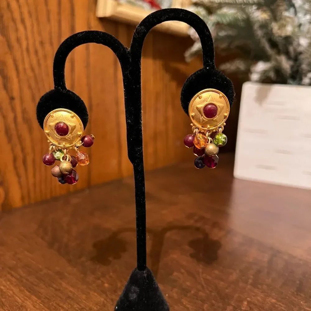 🆕 Vintage Liz Claiborne Clip On Earrings